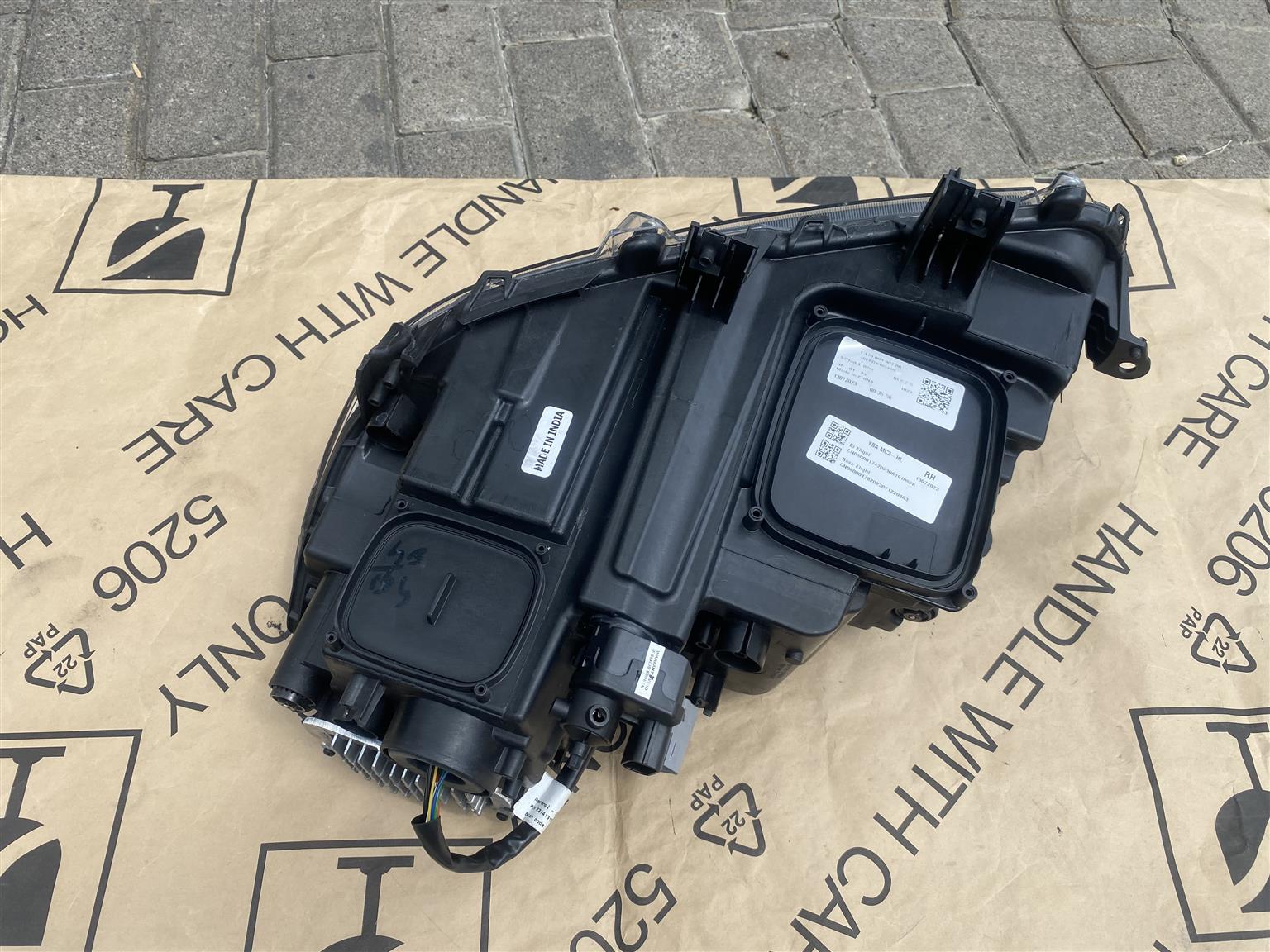 2022 TOYOTA URBAN CRUISER/SUZUKI VITARA BREEZA LED HEADLIGHT RIGHT SIDE FOR SALE
