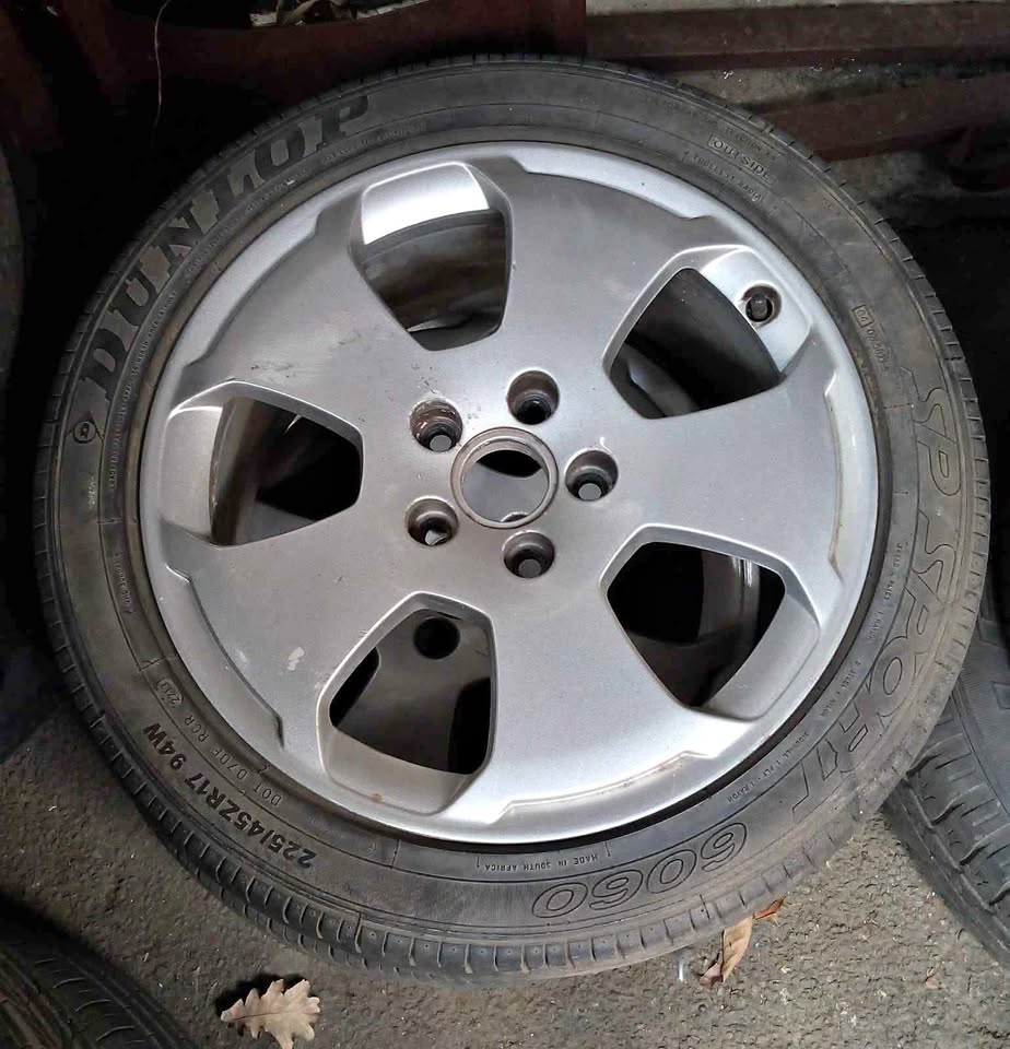 Audi A4 B6 tyre and magrims set of two - Private Seller Audi A4 B6 tyre and magrims set of two - Private Seller