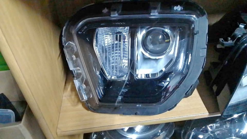Hyundai creta headlights - Private Seller Hyundai creta headlights - Private Seller