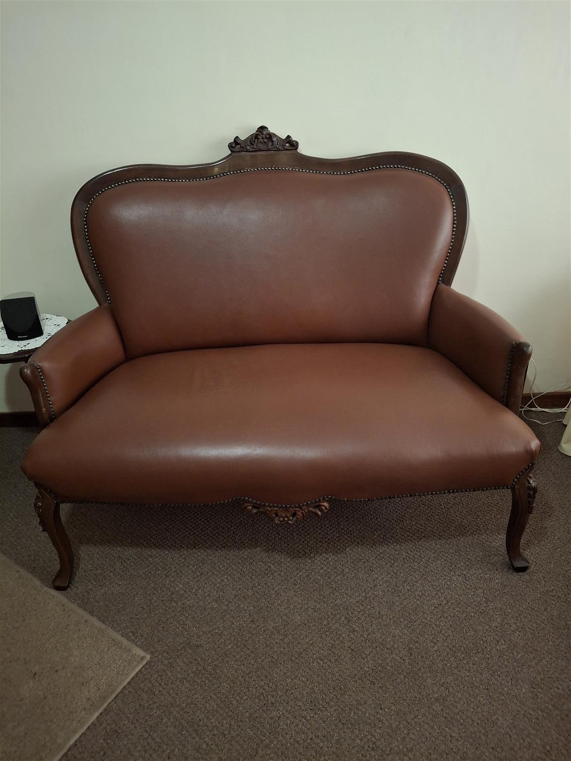 Antique Victorian Lounge Suite. Solid Imbuia & Leather