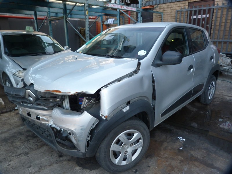 Renault Kwid 1.0 Expression Petrol Manual Silver - 2017 SPARESBOYZ STRIPPING FOR - Private Seller Renault Kwid 1.0 Expression Petrol Manual Silver - 2017 SPARESBOYZ STRIPPING FOR - Private Seller