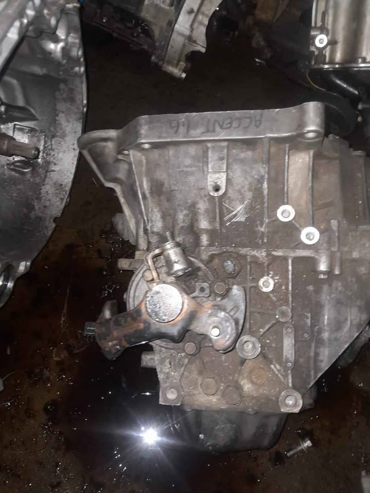 Hyundai  Accent  manul gearbox  1.6 - Private Seller