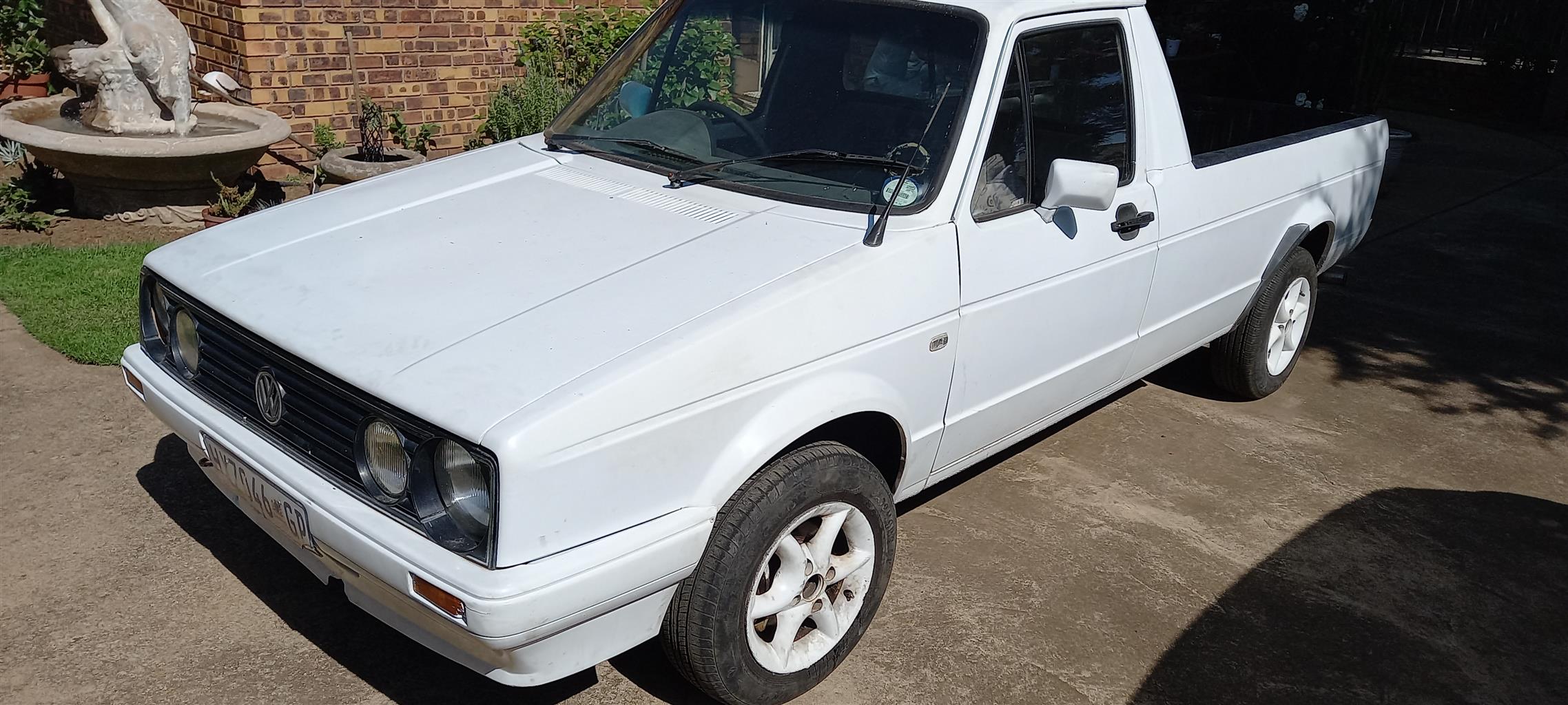 VW Caddy bakkie | Junk Mail