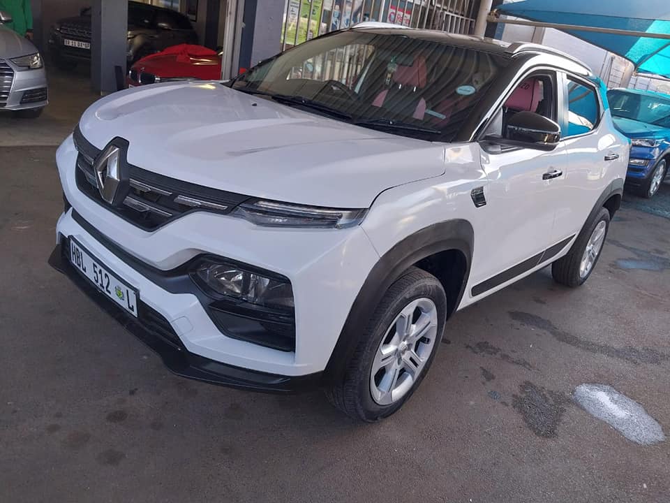 2023 RENAULT KIGER 1.0 25 000KM WHITE COLOR MANUEL PETROL