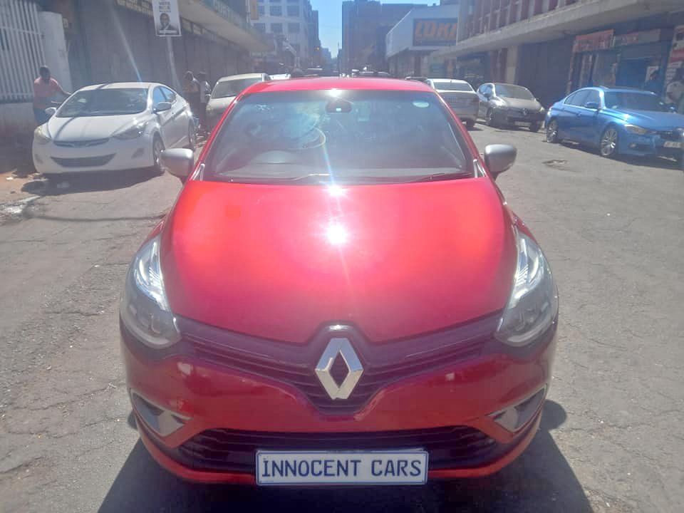 2019 RENAULT CLIO 4 T900 1.2 PETROL,  MANUAL TRANSMISSION,  RED COLOUR