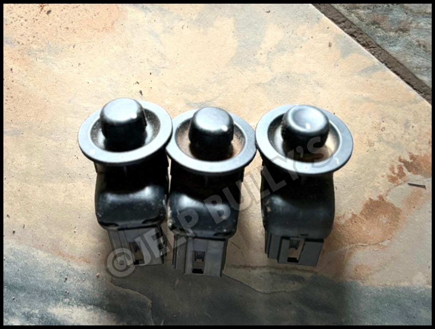 Jeep Cherokee Kj Mirror Control Module  | Used - Private Seller