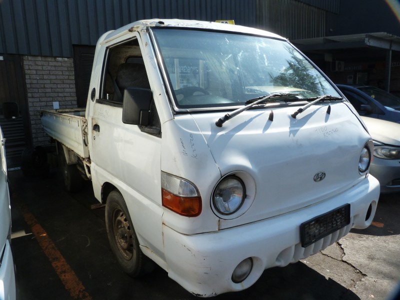 Hyundai H100 2.6 Manual MK1 Roundlight White - 1998 STRIPPING FOR SPARES - Private Seller Hyundai H100 2.6 Manual MK1 Roundlight White - 1998 STRIPPING FOR SPARES - Private Seller