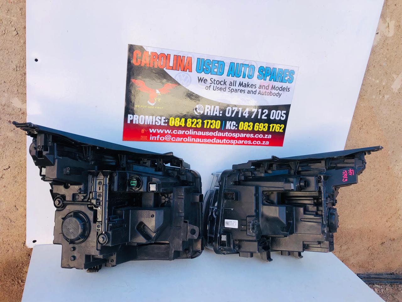 Hyundai Santa Fe left and right Side Full LED headlights - Private Seller Hyundai Santa Fe left and right Side Full LED headlights - Private Seller