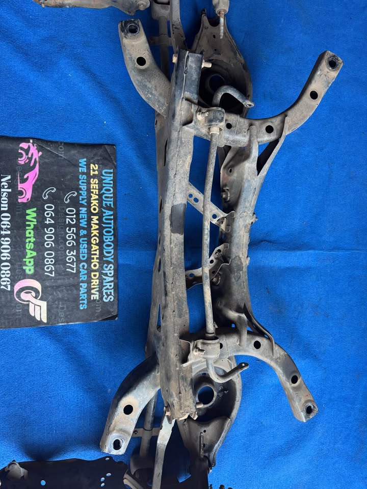 Mazda 3 Complete Rear Back Axle 2017 - Private Seller Mazda 3 Complete Rear Back Axle 2017 - Private Seller