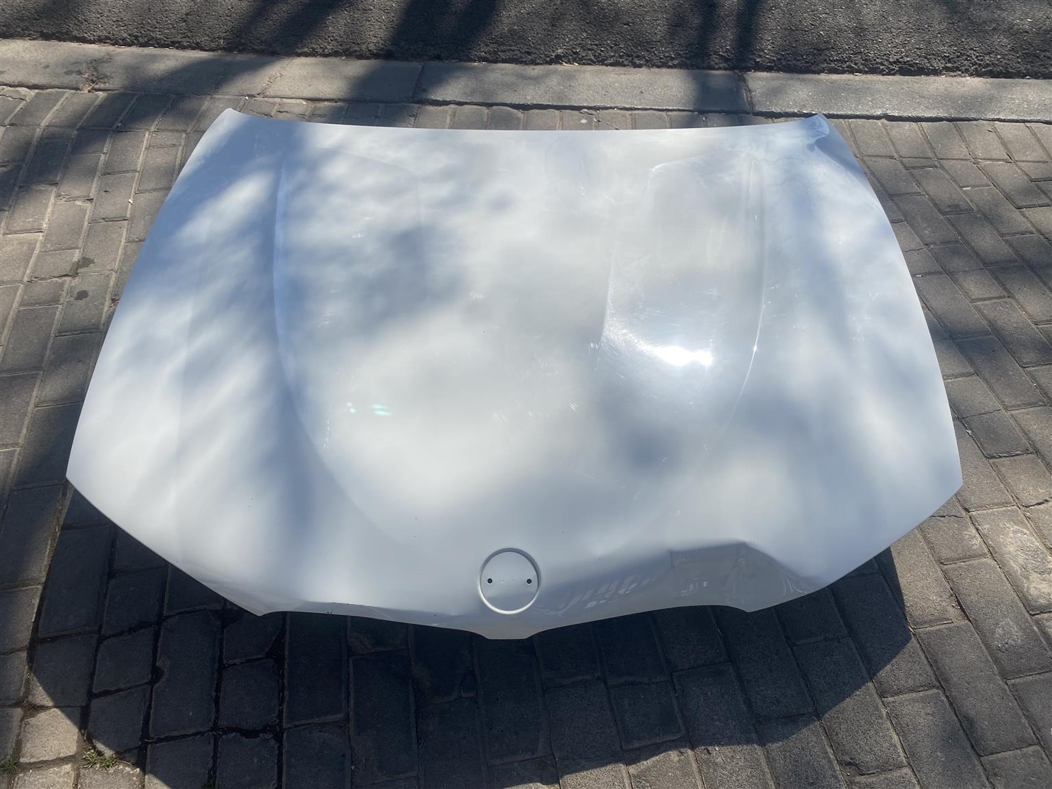 2017 BMW F25 F26 X3 X4 BONNET FOR SALE. IN EXCELLENT CONDITION 2017 BMW F25 F26 X3 X4 BONNET FOR SALE. IN EXCELLENT CONDITION