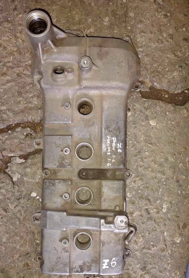 Ford focus 1.6/Mazda 3 1.6 tappet cover - Private Seller Ford focus 1.6/Mazda 3 1.6 tappet cover - Private Seller