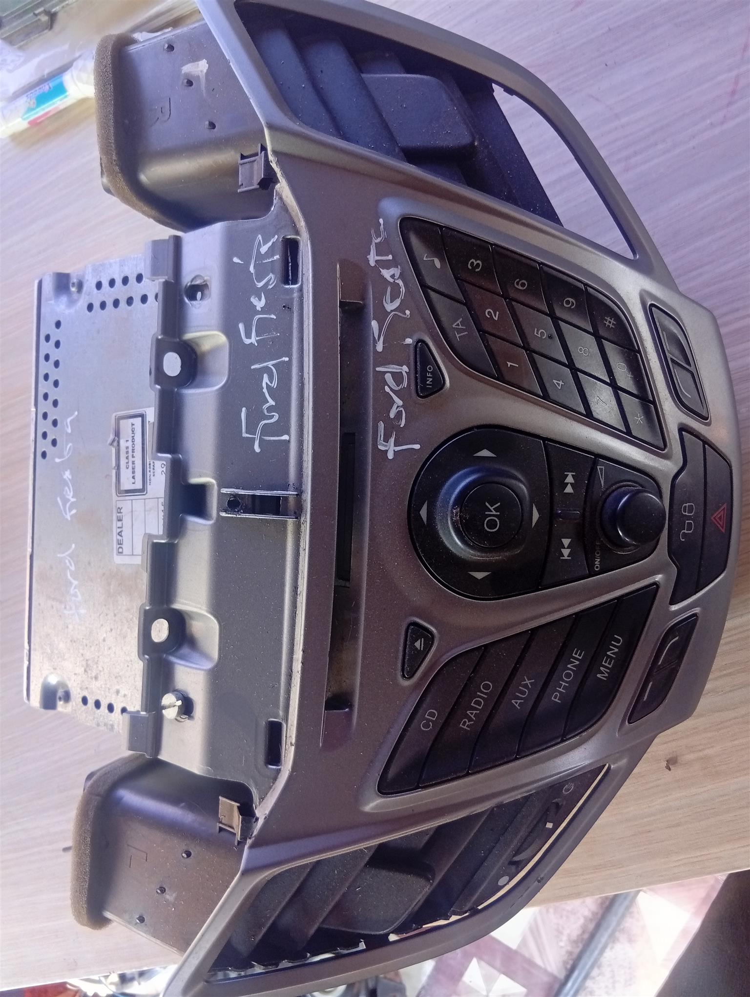 2008-2014 ford fiesta car radio - Private Seller
