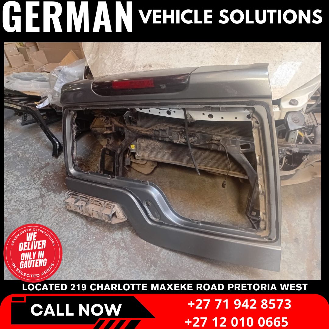 2009 Land Rover Discovery 4 tailgate no glass for sale used - Private Seller 2009 Land Rover Discovery 4 tailgate no glass for sale used - Private Seller