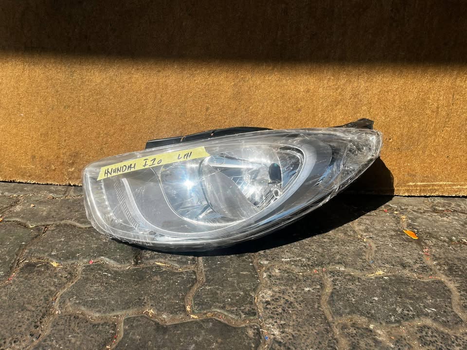 Hyundai i10 Headlight - Private Seller Hyundai i10 Headlight - Private Seller