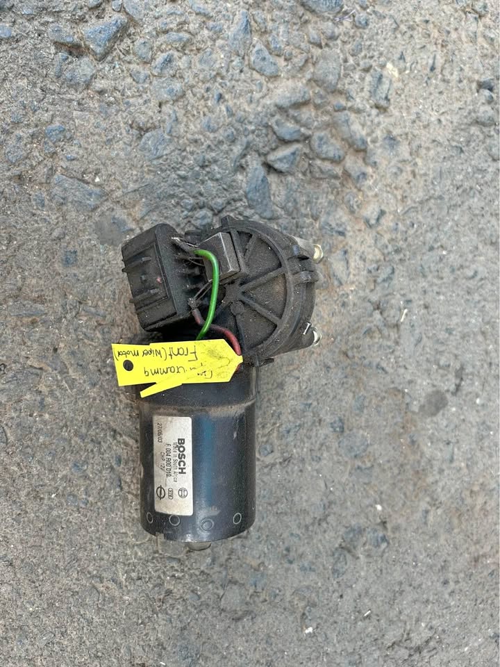Opel Corsa Gamma Front Window Wiper Motor - Private Seller