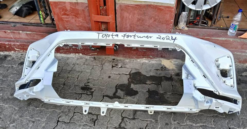 Toyota Fortuner GD6 2024 bumper - Private Seller Toyota Fortuner GD6 2024 bumper - Private Seller