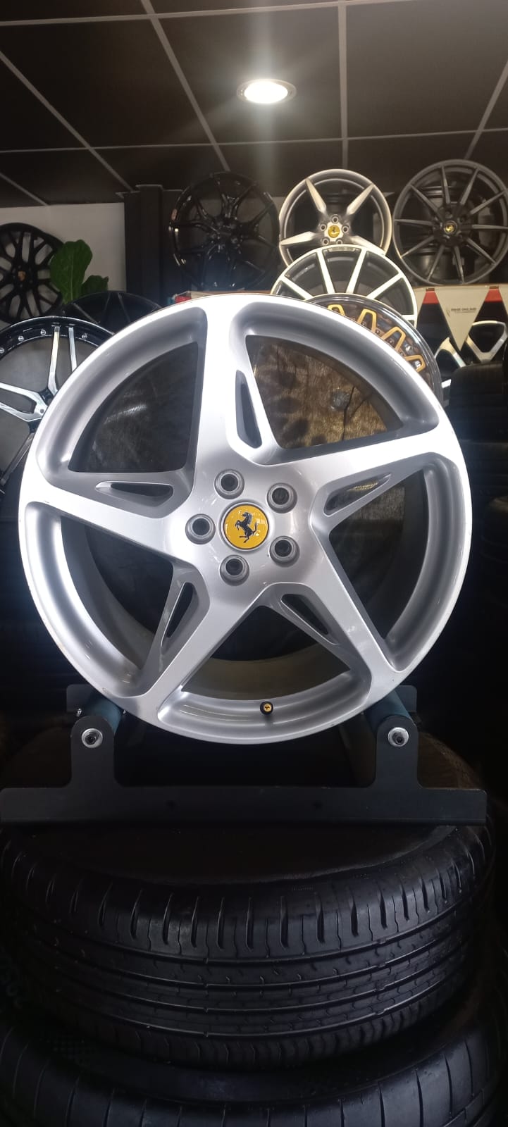 Original Rims  FERRARI 458 20" - Private Seller