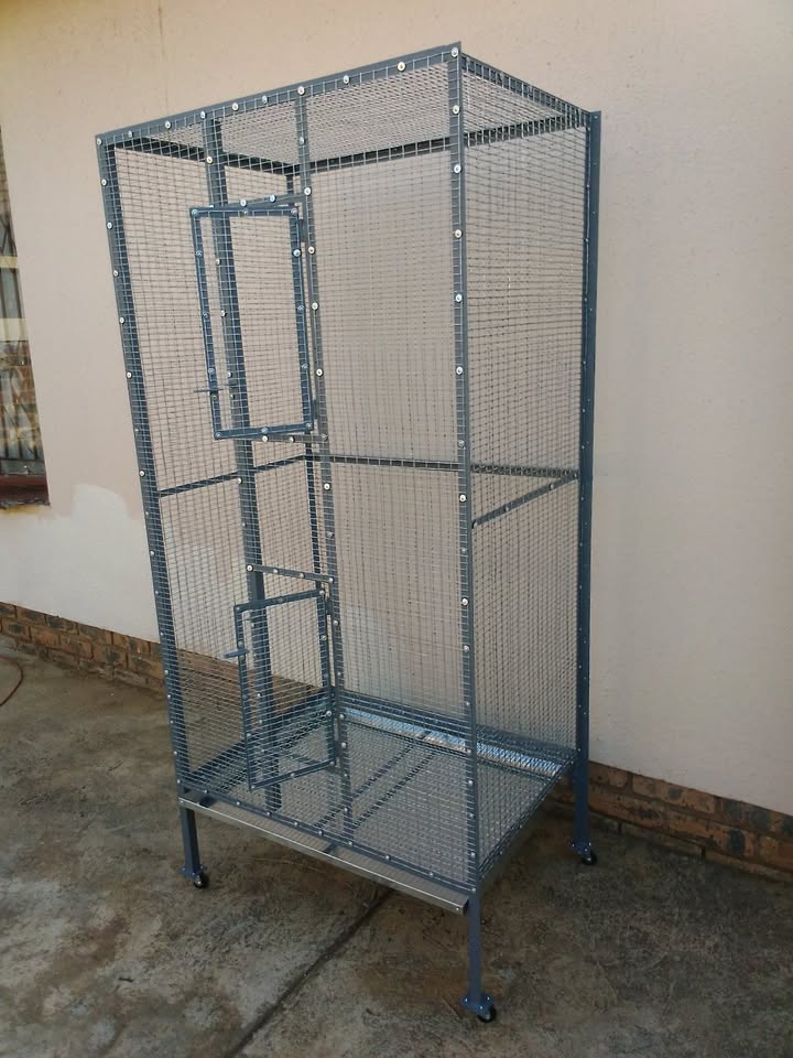 Curated visual reference: Picture Idea: Bird Cages Hendrico Feeders Aviaries And Cages Build All Sizes