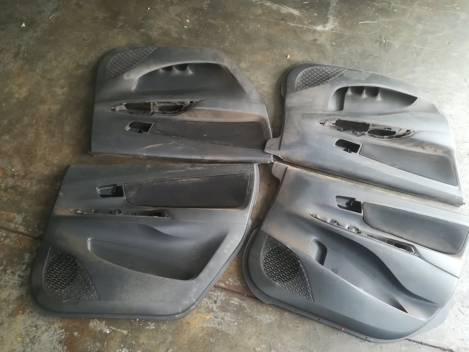 TOYOTA AVANZA DOOR PANELS (SET OF 4) - Private Seller