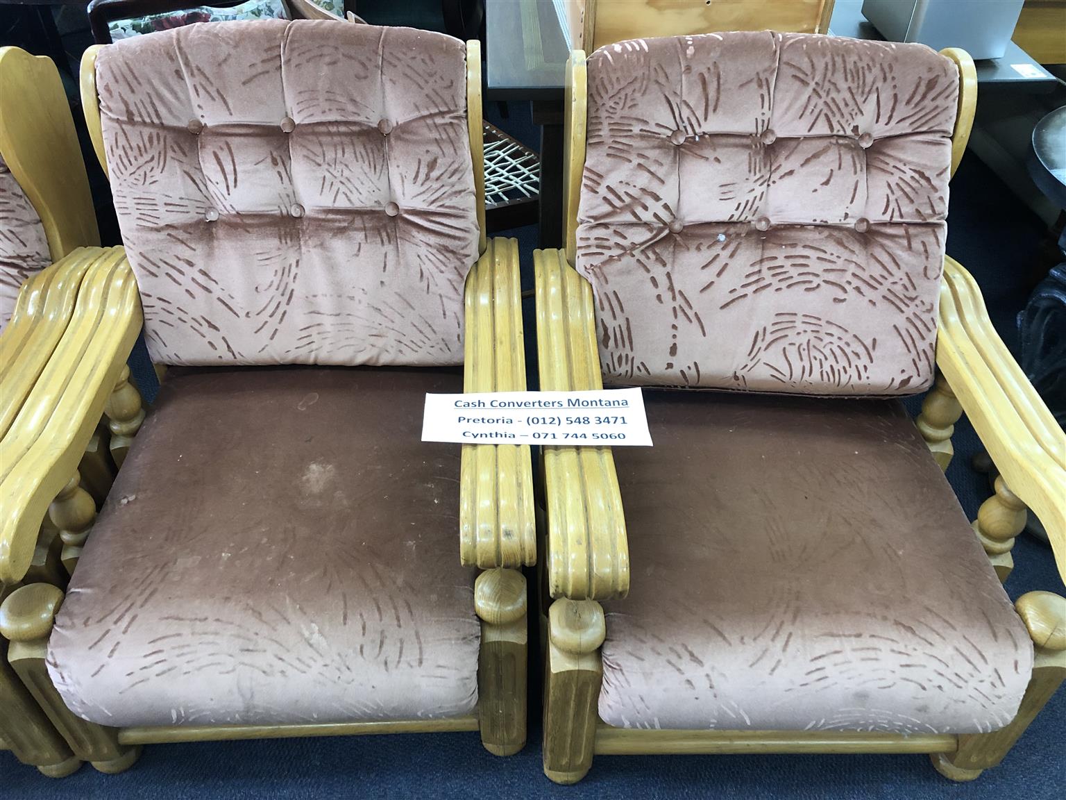 Lounge Suite Wooden Material 2,2,1,1 Seater