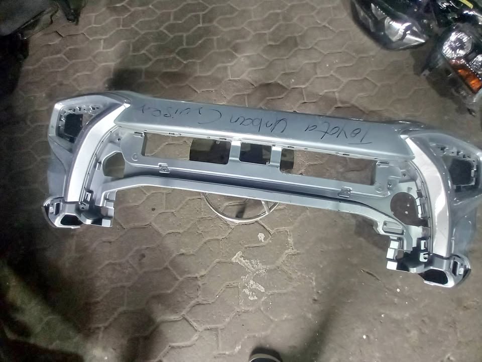 2024 Toyota Urban Cruiser Front Bumper - Private Seller 2024 Toyota Urban Cruiser Front Bumper - Private Seller