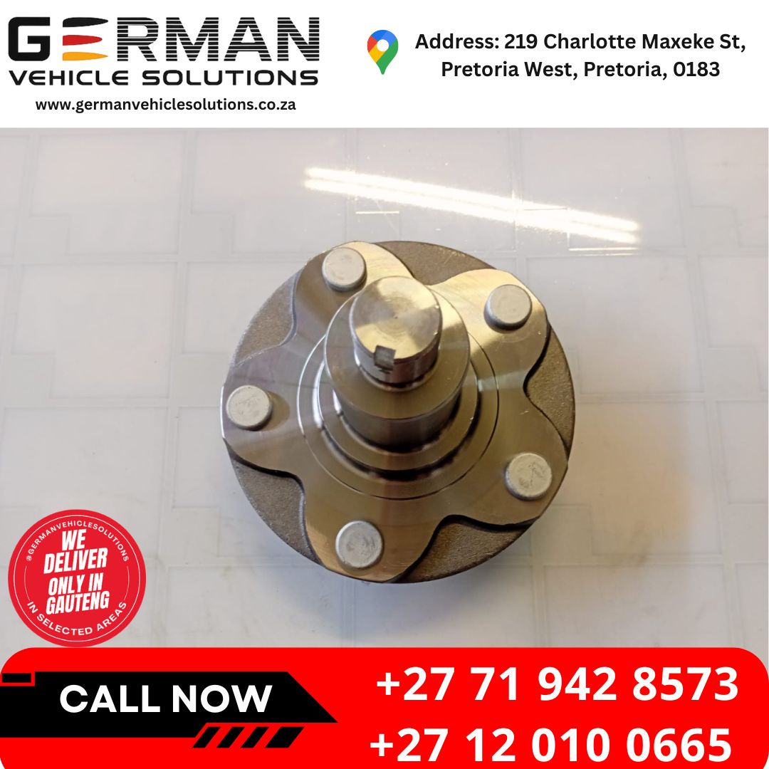 2005 - 2015 Toyota Hilux 2.0 two-wheel drive wheel hub for sale - Private Seller 2005 - 2015 Toyota Hilux 2.0 two-wheel drive wheel hub for sale - Private Seller