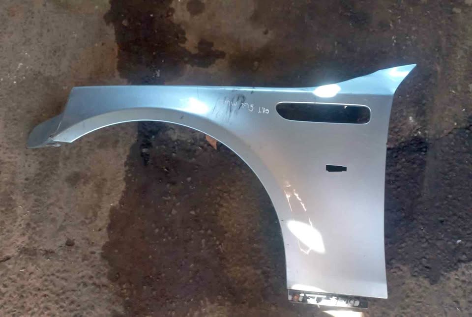 Bmw m5 lhs fender - Private Seller Bmw m5 lhs fender - Private Seller