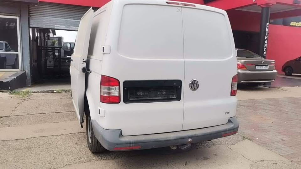 Vw kombi T5 2.0 spares spares