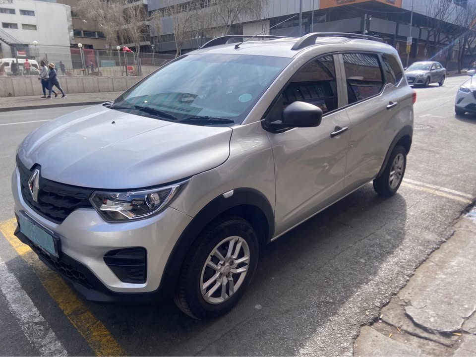 2022 Renault Triber 1.0 68000km