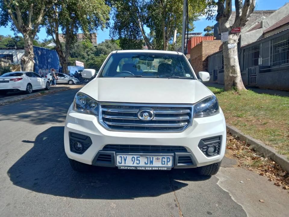 2021 GWM STEED 5 SINGLE CAB 2.0 DIESEL, MANUAL TRANSMISSION, WHITE COLOR