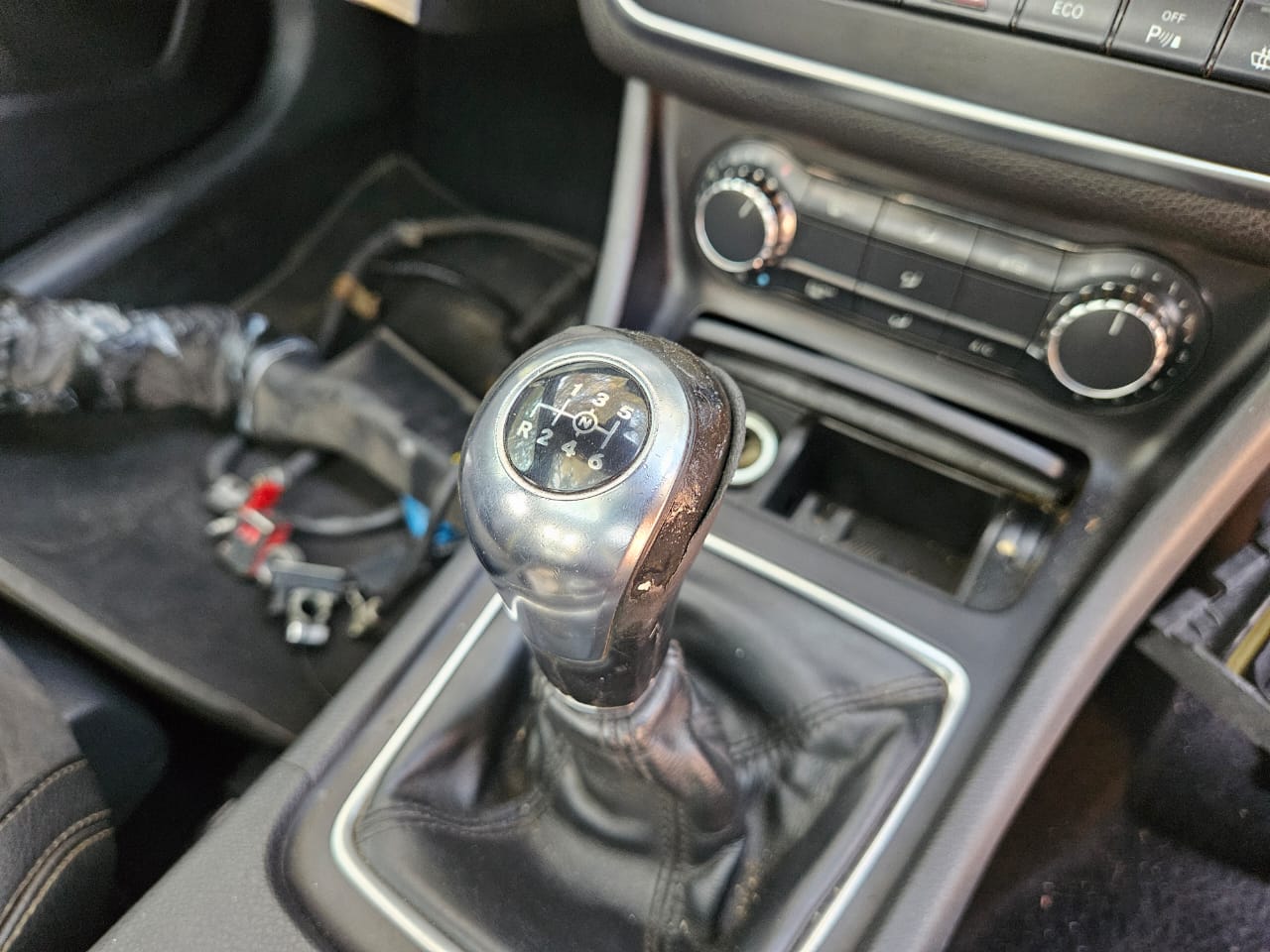 Mercedes Benz CLA200 W117 manual stripping used parts and spares for sale.