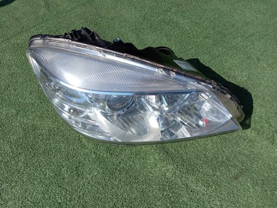MERCEDES BENZ W204 NORMAL HEADLIGHT FOR SALE PREFACE