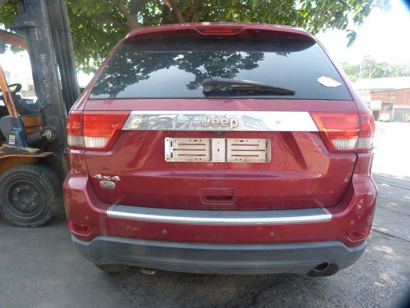Jeep Grand Cherokee 3.6 Overland AT Red - 2012 STRIPPING FOR SPARES - Private Seller Jeep Grand Cherokee 3.6 Overland AT Red - 2012 STRIPPING FOR SPARES - Private Seller