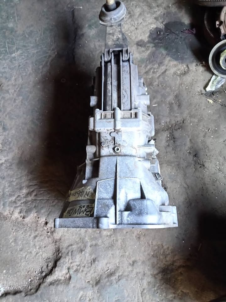 BMW 120i E87 Manual Gearbox For Sale Call or WhatsApp - Private Seller