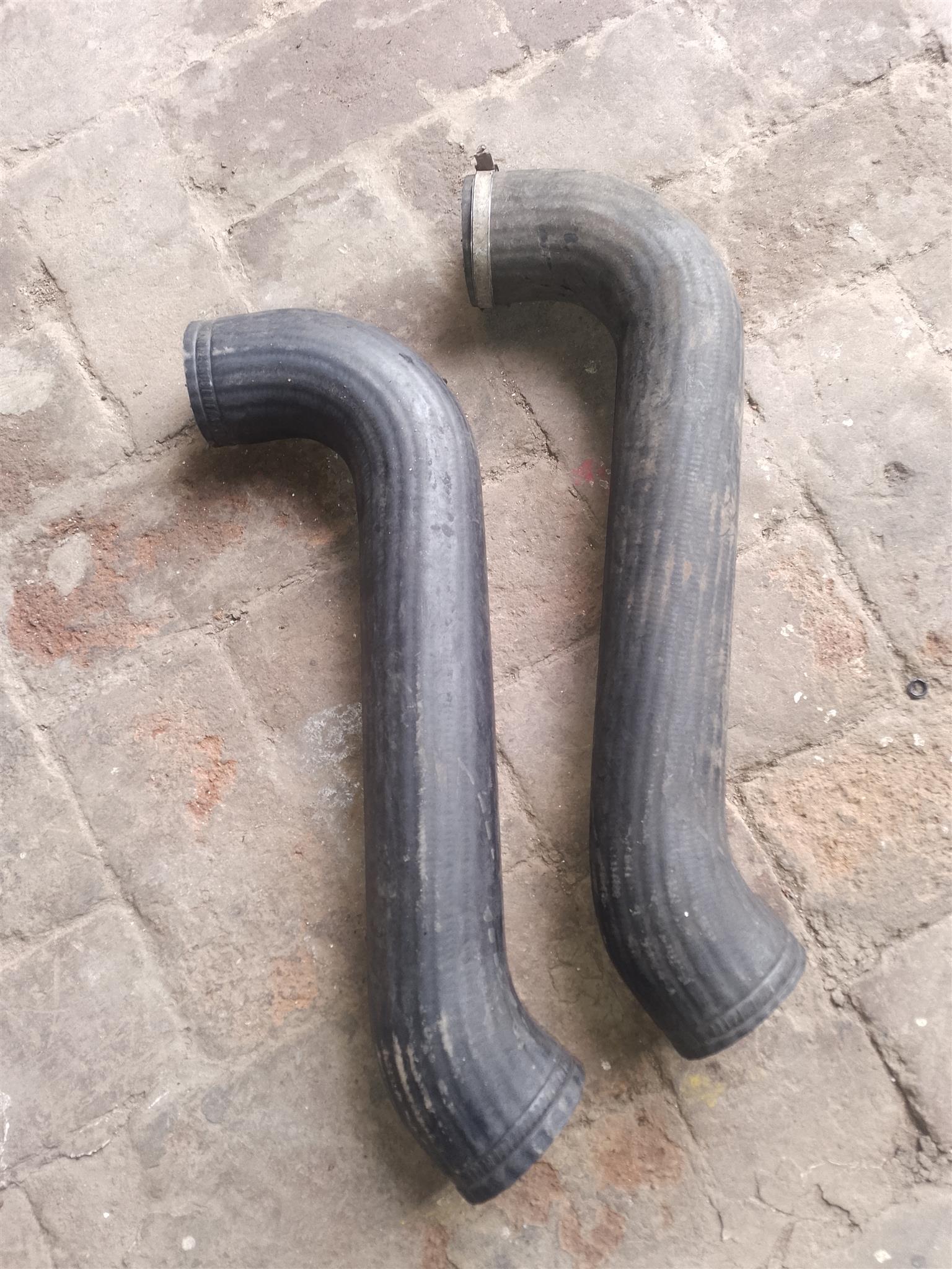 S40 V50 2.5 T5 VOLVO INTERCOOLER RADIATOR PIPE FOR SALE DELIVERY AVAILABLE - Private Seller S40 V50 2.5 T5 VOLVO INTERCOOLER RADIATOR PIPE FOR SALE DELIVERY AVAILABLE - Private Seller
