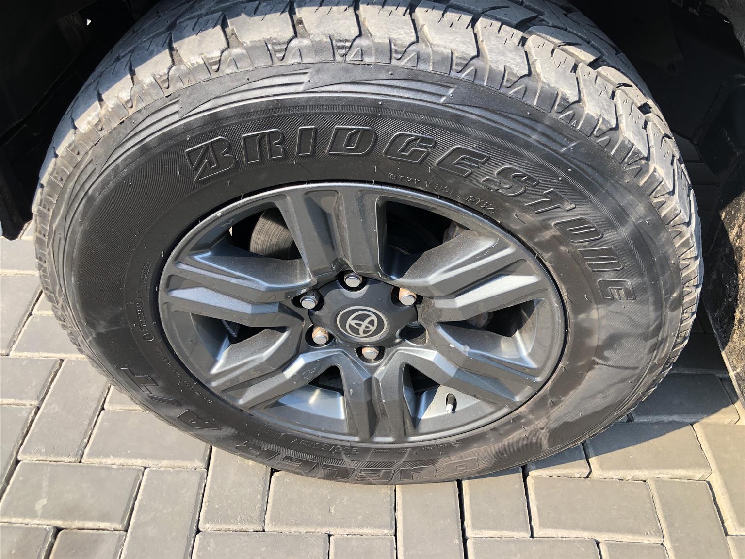 Used 2021 Toyota Hilux 2.8GD-6 double cab Legend auto - Private Seller Used 2021 Toyota Hilux 2.8GD-6 double cab Legend auto - Private Seller