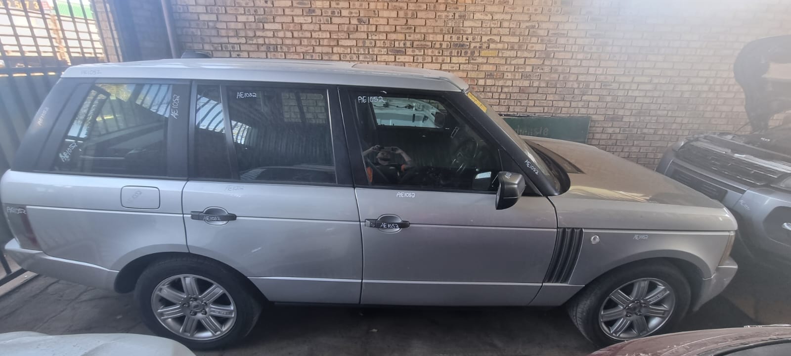 2006 Range Rover Vogue 4.4l V8 HSE Stripping for Spares - Private Seller 2006 Range Rover Vogue 4.4l V8 HSE Stripping for Spares - Private Seller