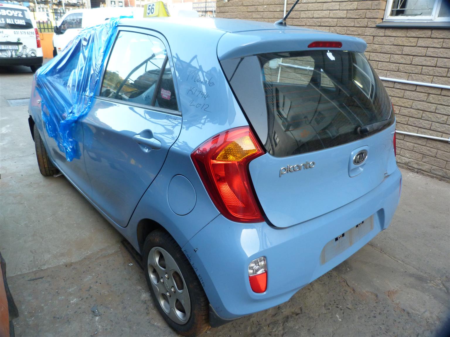 Kia Picanto 1.0 LX Manual - 2011 - Private Seller Kia Picanto 1.0 LX Manual - 2011 - Private Seller