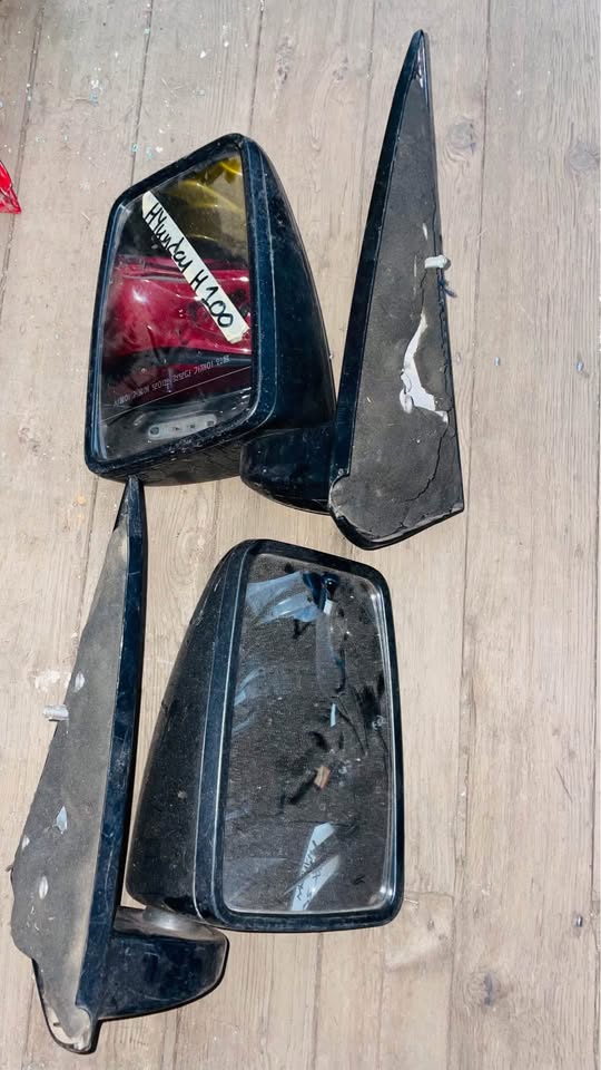 Hyundai H100 side mirrors - Private Seller Hyundai H100 side mirrors - Private Seller