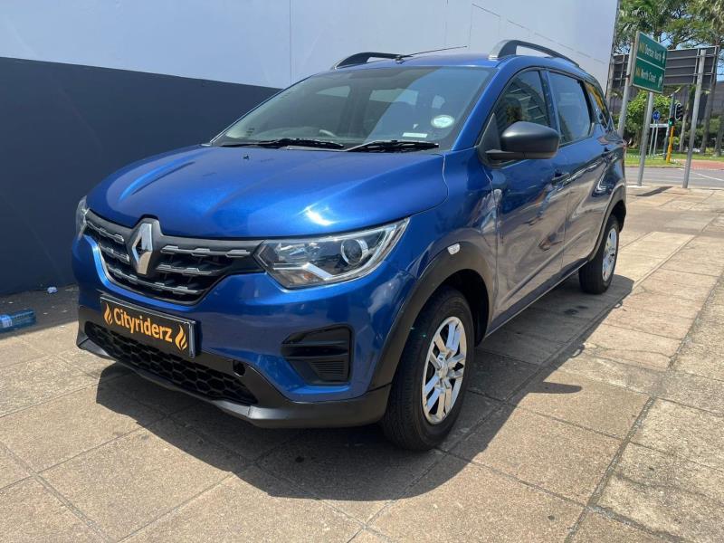 Used 2025 Renault Triber 1.0 Life - Private Seller