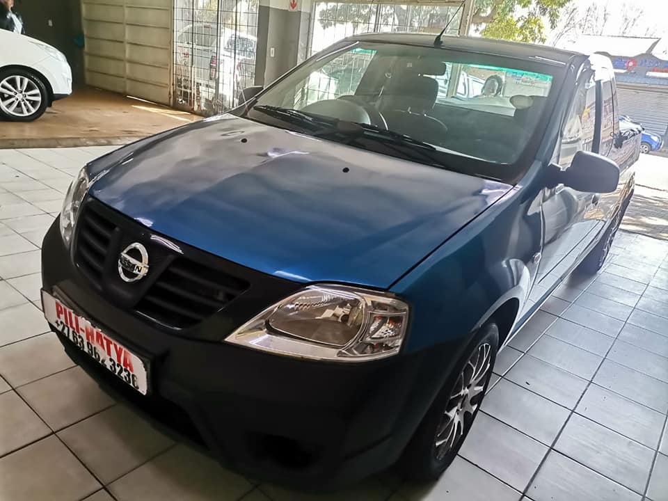 2017 NISSAN NP200 1.5 MANUAL