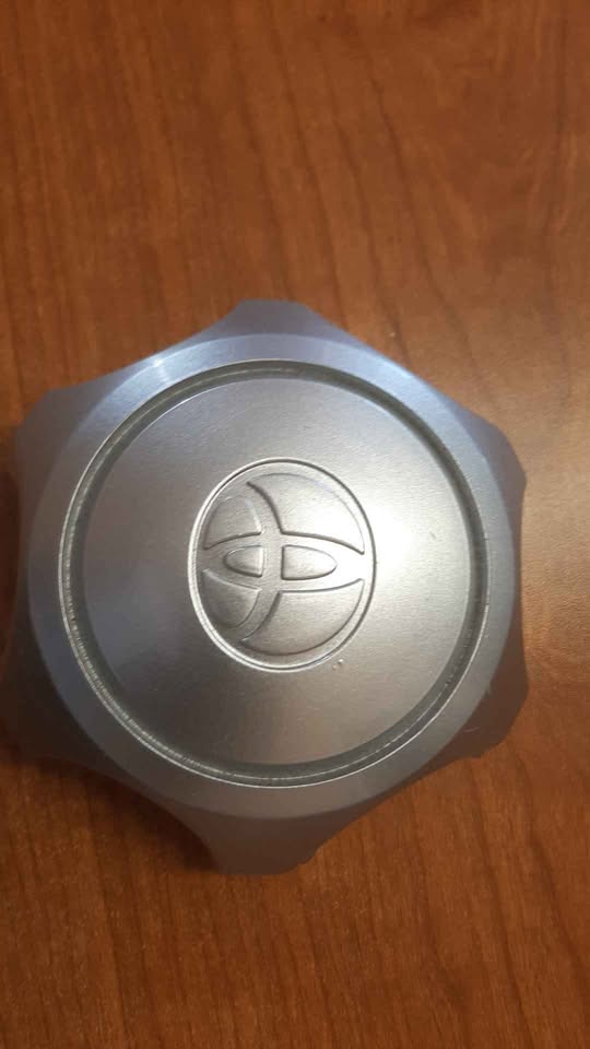 TOYOTA CENTER CAPS A SET. BRAND NEW. FOR VARIOUS OTHER CARS TOO. - Private Seller