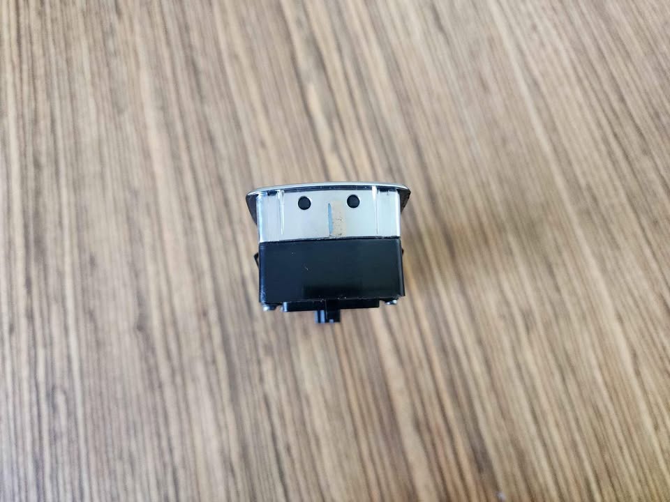 MERCEDES GLE WINDOW SWITCH