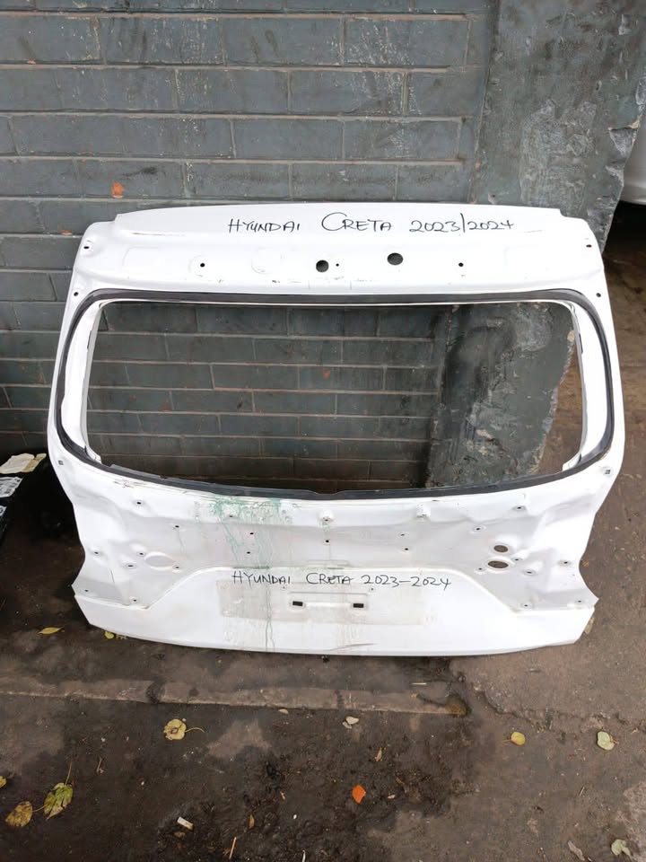 Hyundai creta 2023-2025 Tailgate - Private Seller Hyundai creta 2023-2025 Tailgate - Private Seller