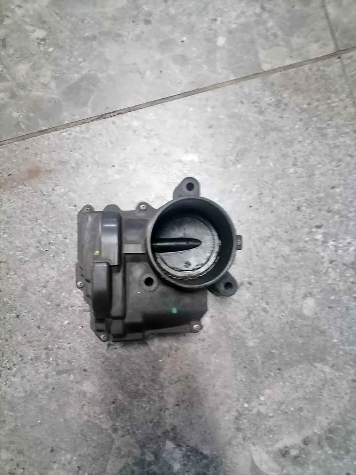 Ford fiesta throttle body - Private Seller