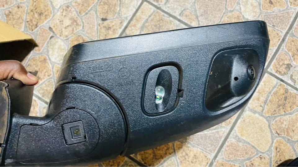 Ford Ranger T9 side mirror - Private Seller Ford Ranger T9 side mirror - Private Seller