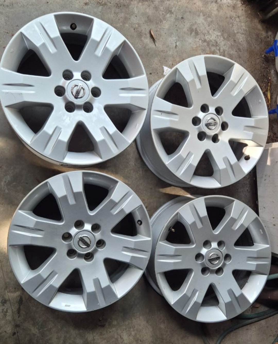 For Sale - Nissan Navara 17 inch alloy rims - Private Seller For Sale - Nissan Navara 17 inch alloy rims - Private Seller
