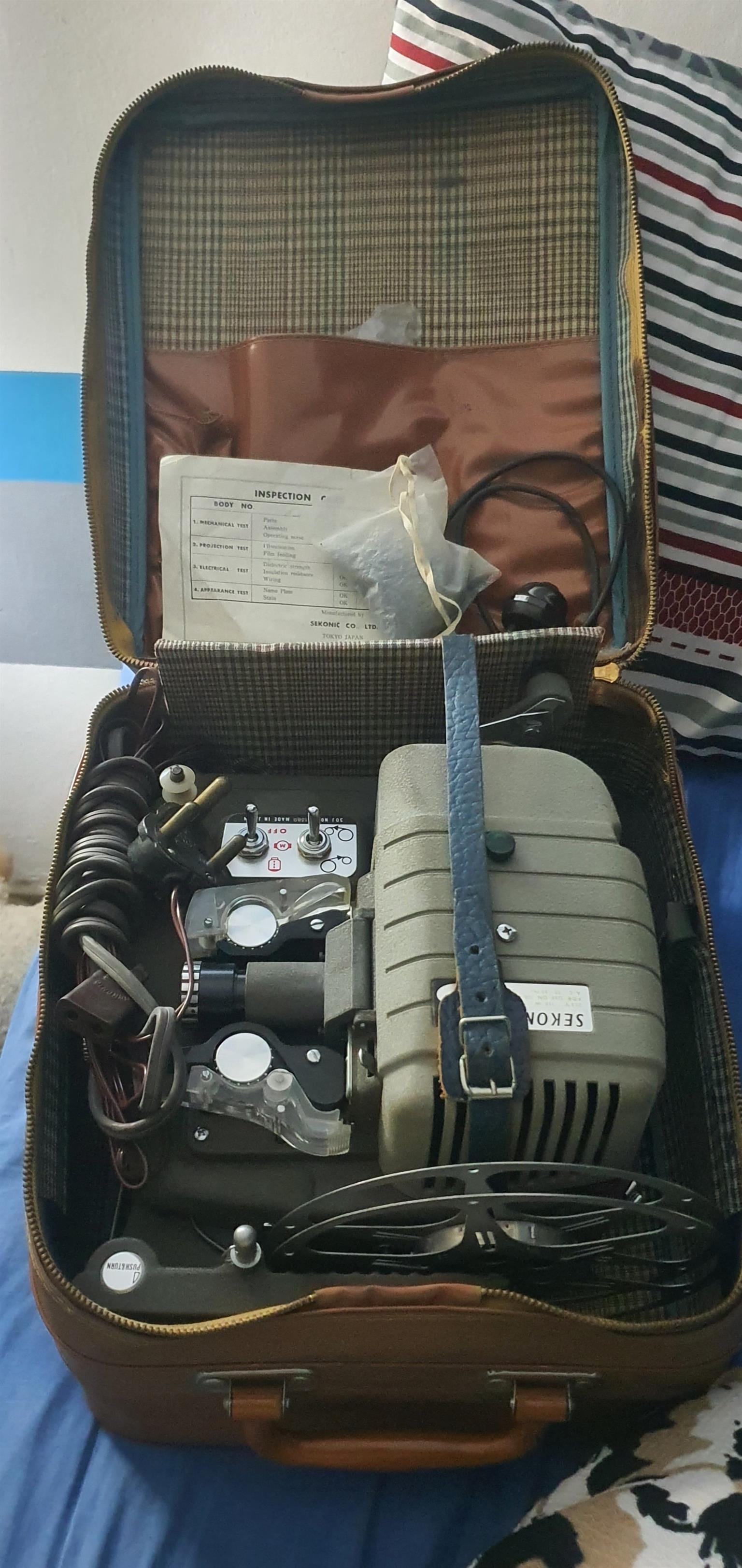 Sekonic 8 projector & Bolex 580 XL Sound 8mm camera (Super8) Vintage