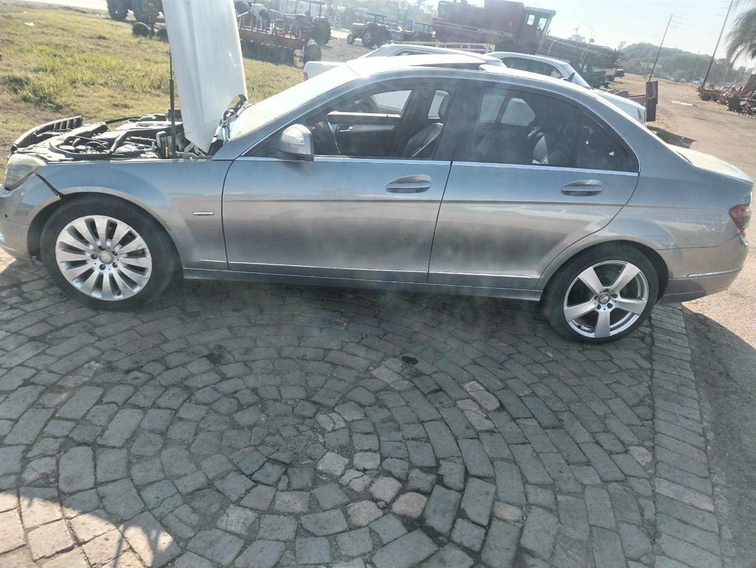 W204 c200 kompressor 271 stripping for spares parts - Private Seller W204 c200 kompressor 271 stripping for spares parts - Private Seller