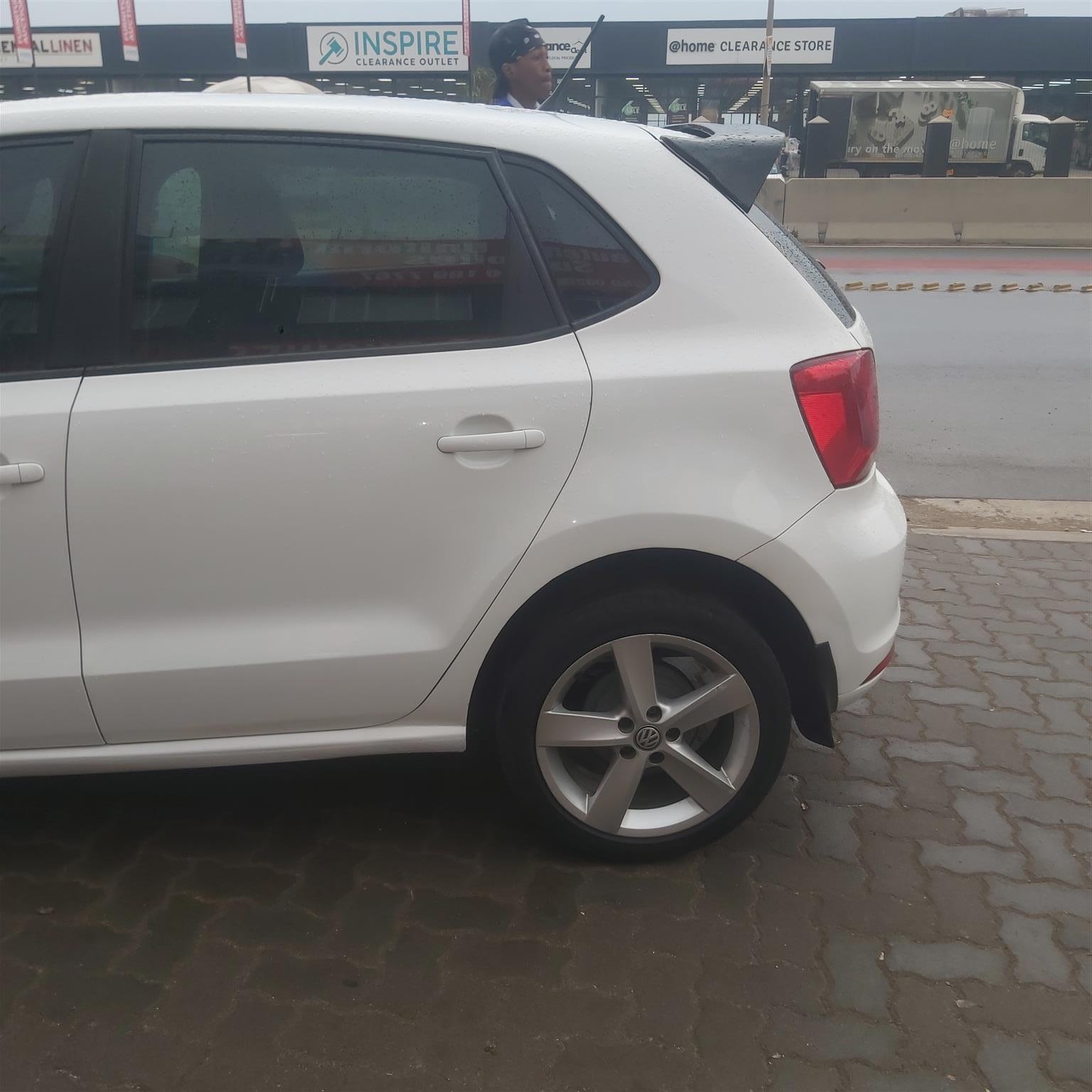 2021 Volkswagen Polo Vivo hatch 1.6 Comfortline auto